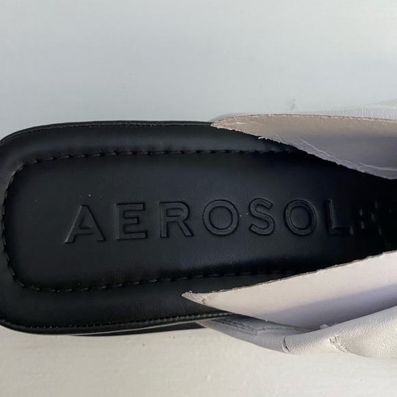 Aerosoles Brady White Leather Slip On Sandal - size 8.5 - Picture 3 of 6